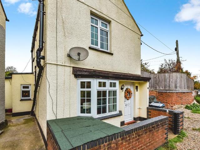 House for sale in Rowde, Wiltshire