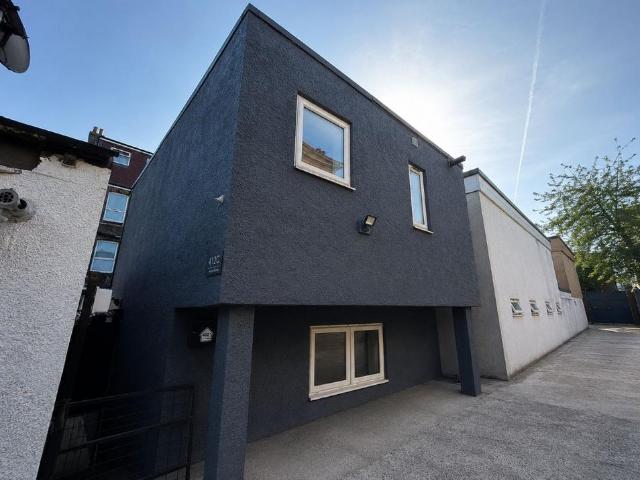 House for sale in Greater London