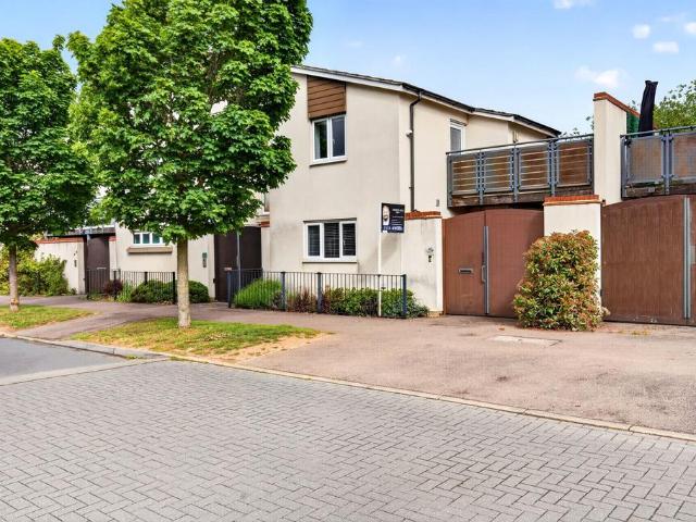 House for sale in Wolverton and Greenleys, Old Wolverton