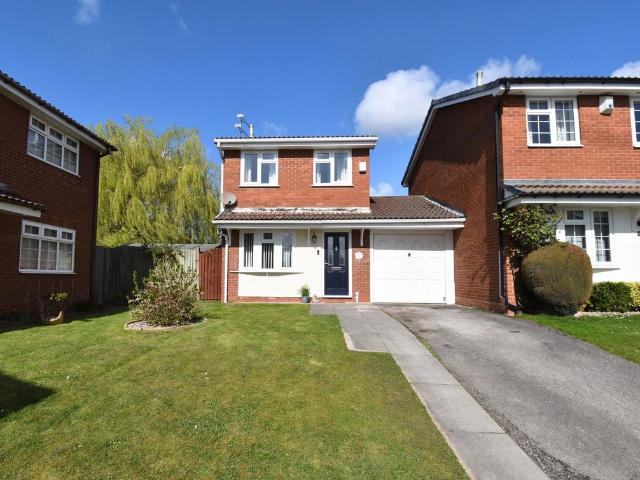 House for sale in Widnes, Cheshire