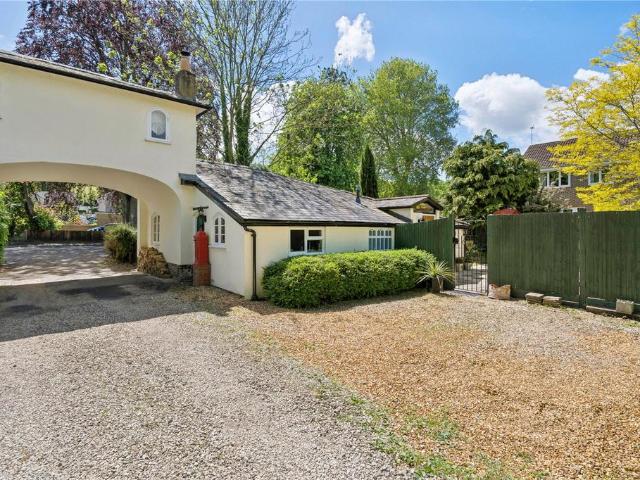 House for sale in Barton Stacey, Hampshire