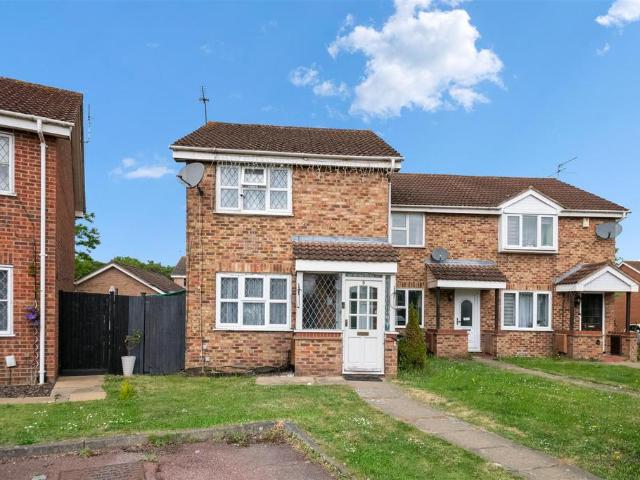 House for sale in Yeading, Greater London