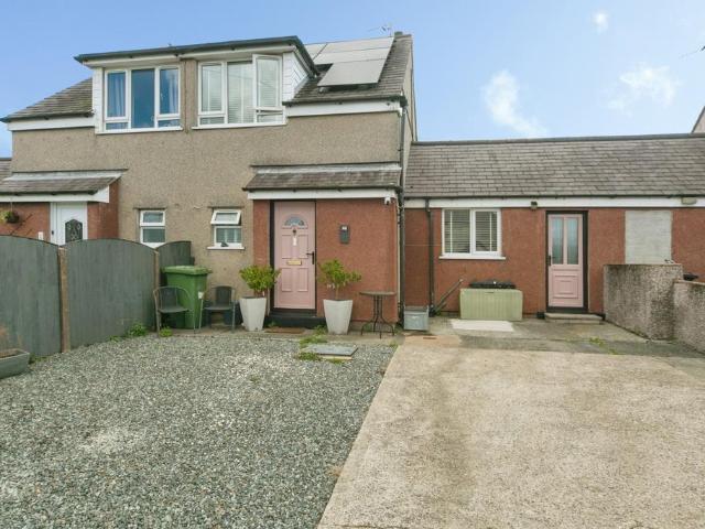 House for sale in Gaerwen, Wales