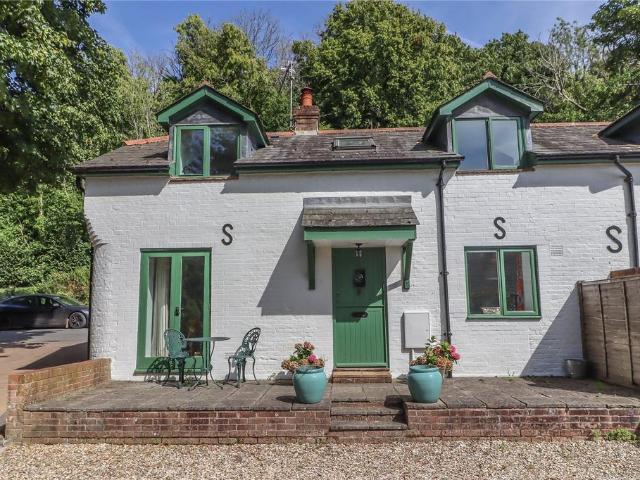 House for sale in Barton Stacey, Hampshire