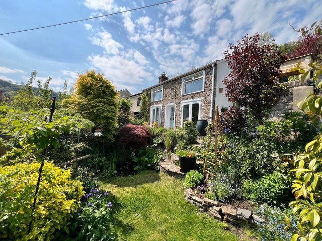 House for sale in Llanelly Hill, Wales