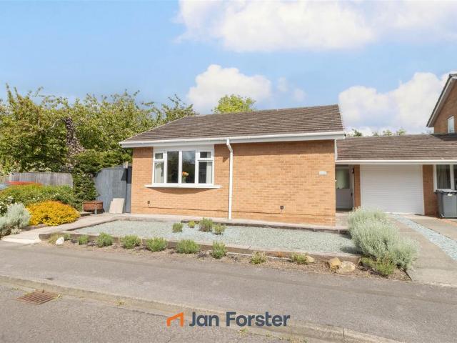 House for sale in Seaton Burn, North Tyneside
