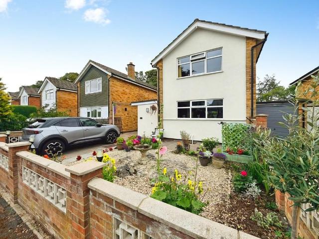 House for sale in Slaid Hill, Roundhay