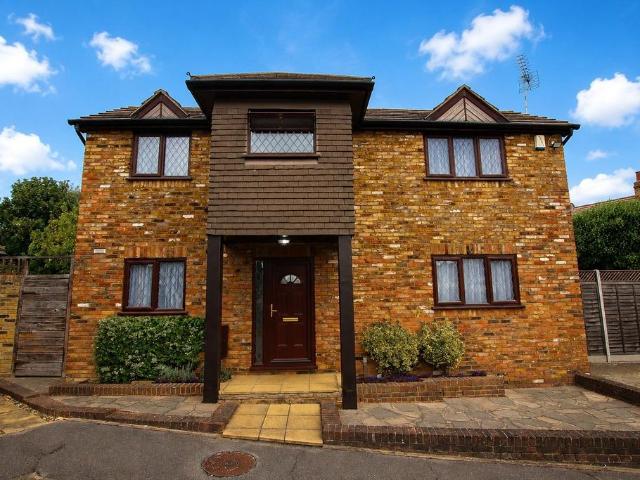 House for sale in Plumstead, Greater London