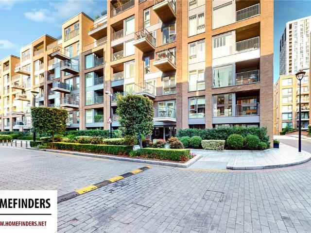 House for sale in Greater London