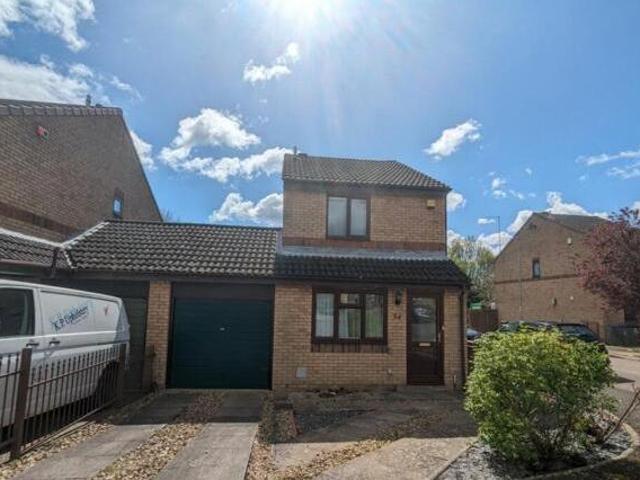House for sale in Northampton, Northamptonshire