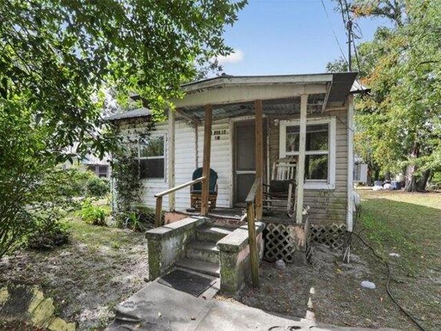 House for sale in Suwannee, Florida