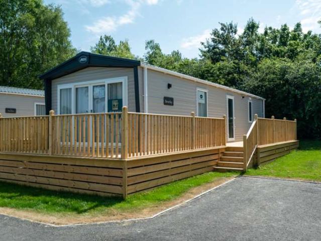Cottage for sale in Nawton, Harome