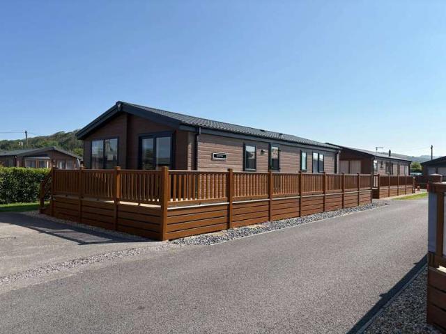 Cottage for sale in South Hill, Bleadon