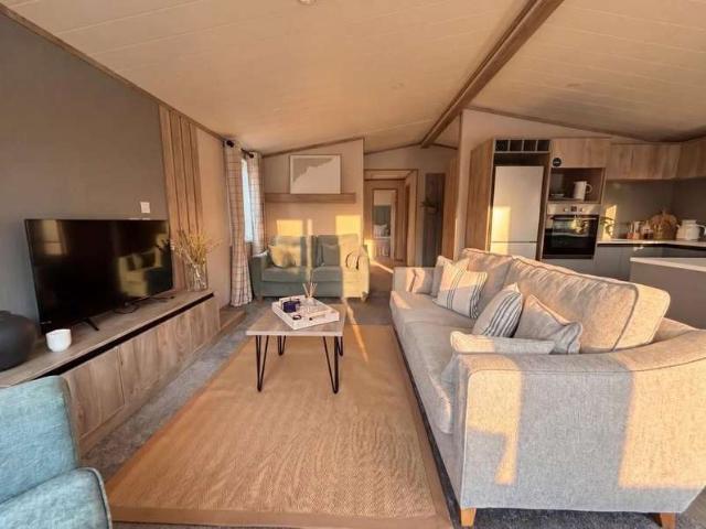 Cottage for sale in Rye Harbour, Rother