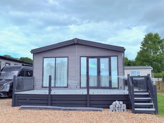 House for sale in Minster, Acol