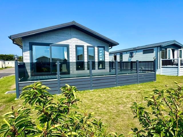 House for sale in Heathlands, East Sussex