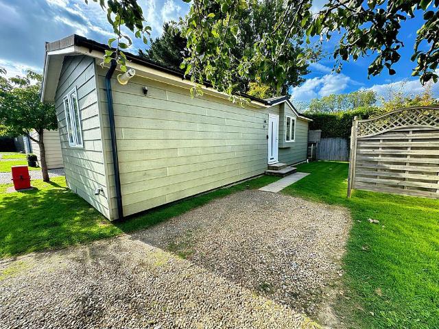 House for sale in Chiddingly, Cross In Hand