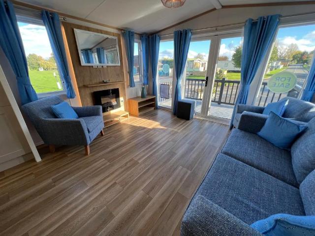 Park Home for sale in Alderminster, Warwickshire