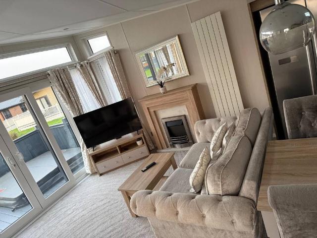 House for sale in Allerthorpe
