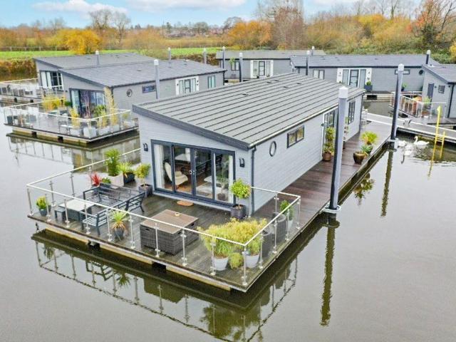 House for sale in Ripple, Forthampton