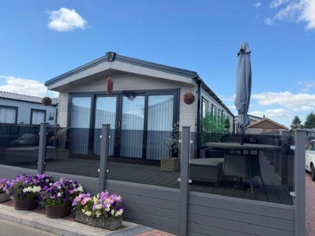 House for sale in Costhorpe, East Midlands