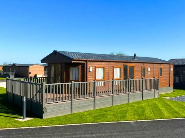 House for sale in Newton Upon Derwent, East Riding Of Yorkshire