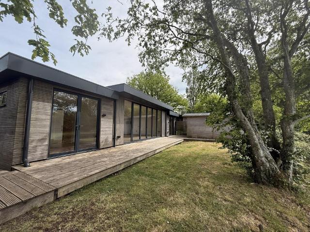 Bungalow for sale in Chiddingly, Cross In Hand