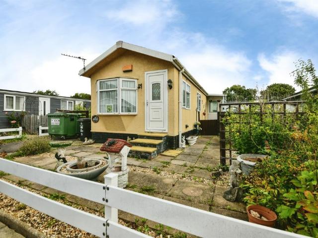 Park Home for sale in Mablethorpe and Sutton, Belleau