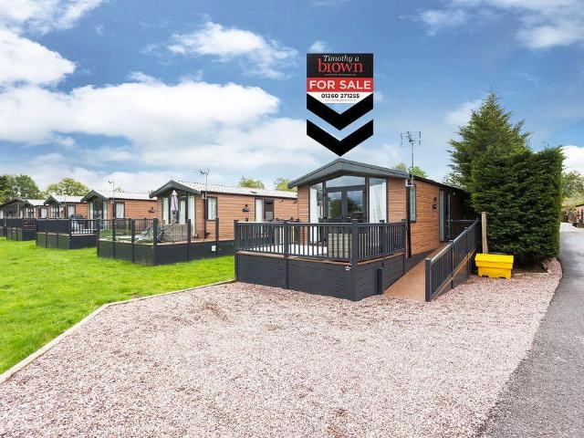 House for sale in Eaton
