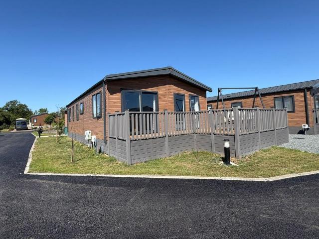 House for sale in Newton Upon Derwent, East Riding Of Yorkshire