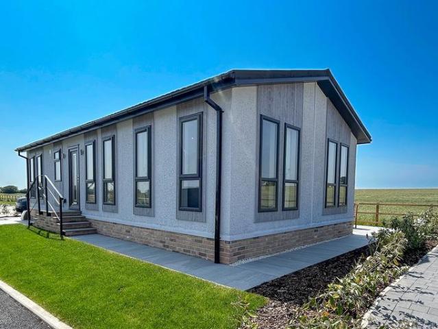 House for sale in Dale Hill, Essex