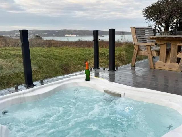 House for sale in Dinas Cross, Fishguard