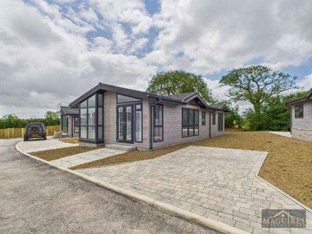House for sale in Llangynin