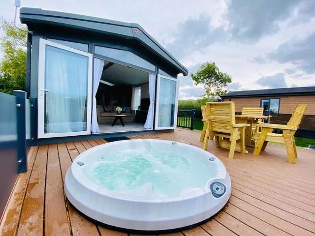 House for sale in Caersws, Wales