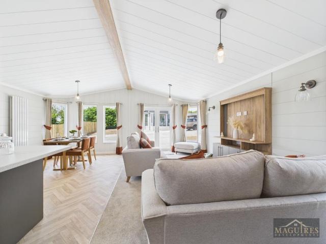 House for sale in Llangynin