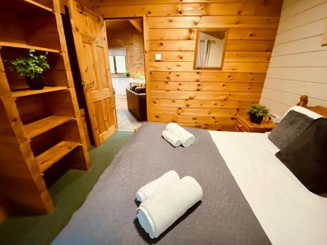 House for sale in Ollerton and Boughton CP, Alverton
