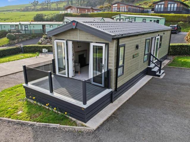 House for sale in Criccieth