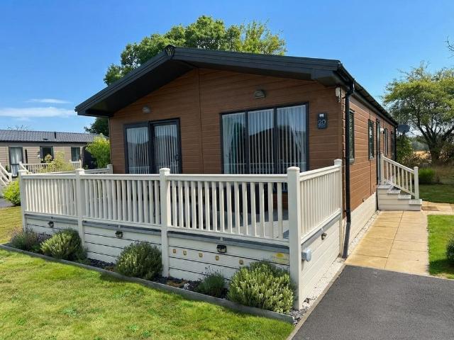 House for sale in Gilberdyke, East Riding Of Yorkshire