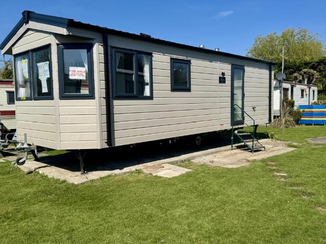 House for sale in Heathlands, East Sussex