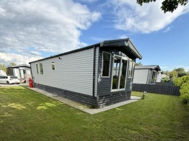 House for sale in Barmby Moor