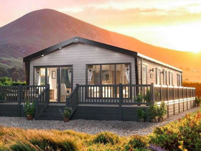 House for sale in Lower Moor, Crookhill