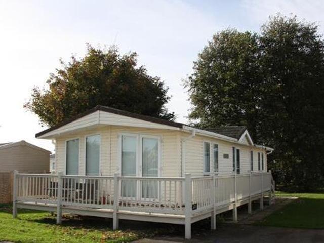 House for sale in Hunstanton, Brookville