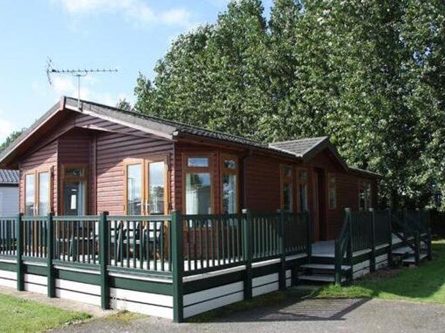 House for sale in Hunstanton, Brookville