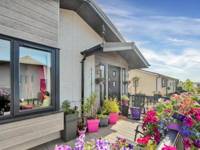 House for sale in Hampton Green, Cambridgeshire