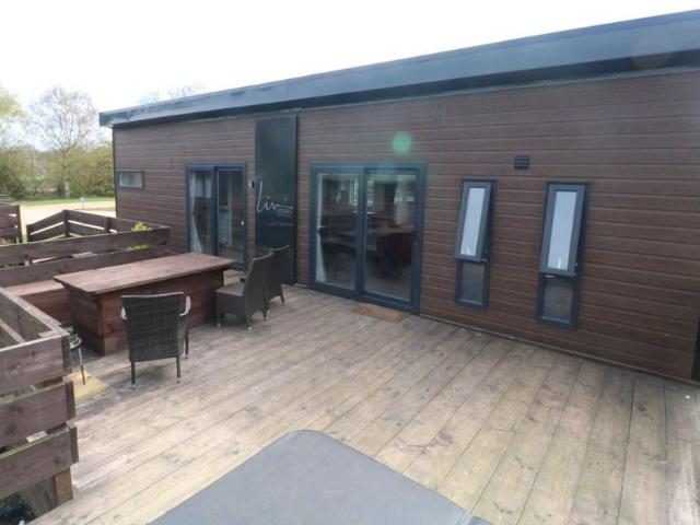 House for sale in Carnaby, East Riding Of Yorkshire