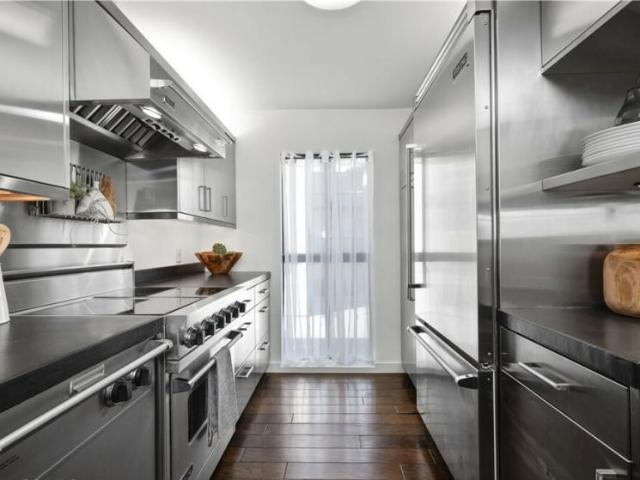 Condo for rent in Long Beach, Los Angeles County