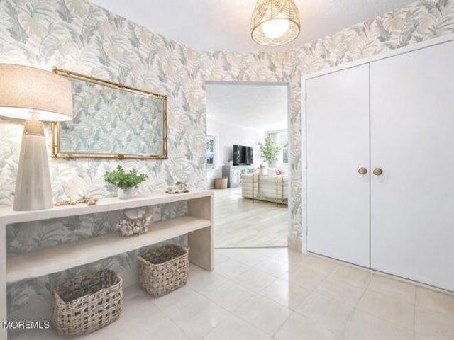 Condo for sale in Monmouth, New Jersey