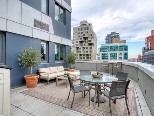 Condo for sale in Queens, Arverne