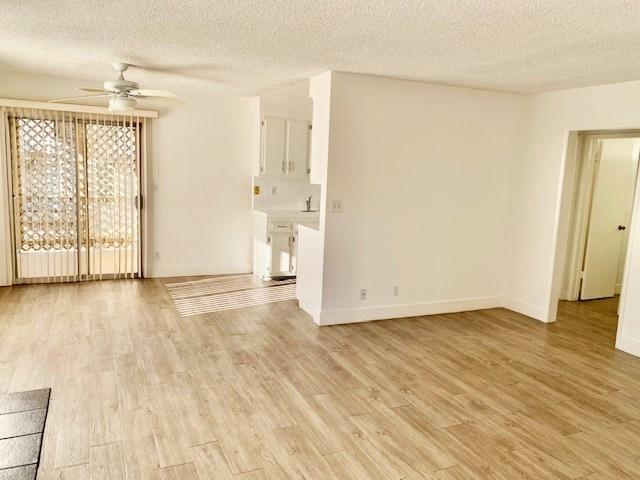 Condo for rent in Canoga Park, California