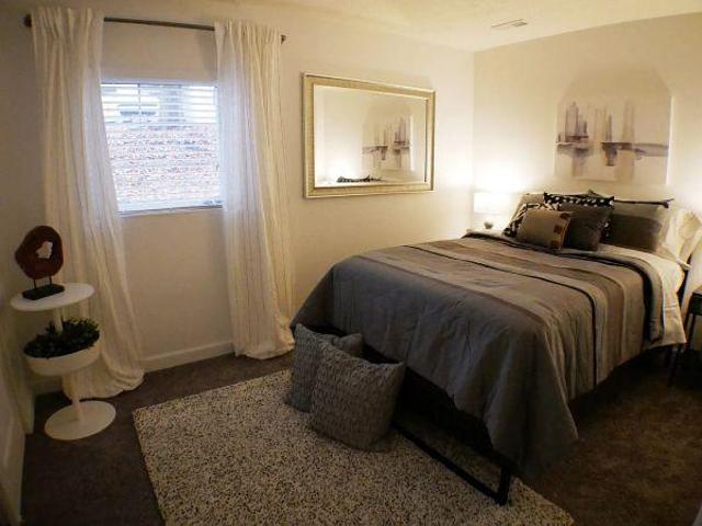 Room for rent in Canoga Park, California